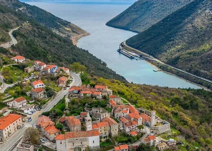 Sky&bay Διαμέρισμα Plomin