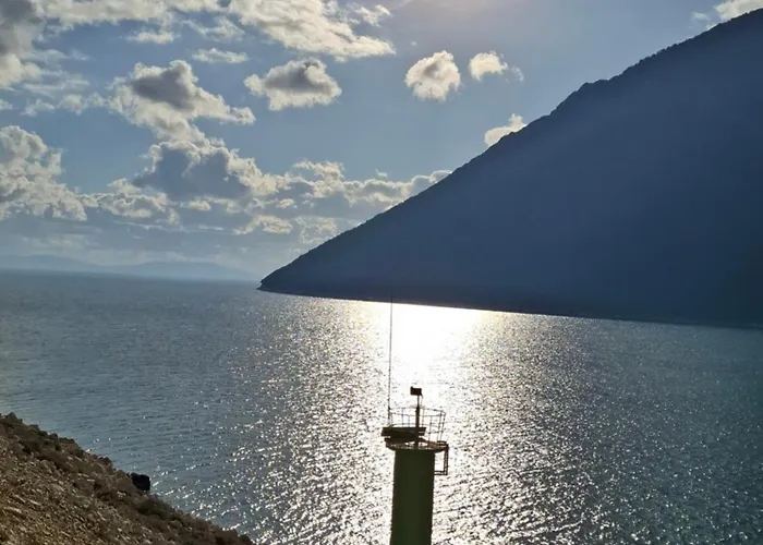 Sky&bay Plomin